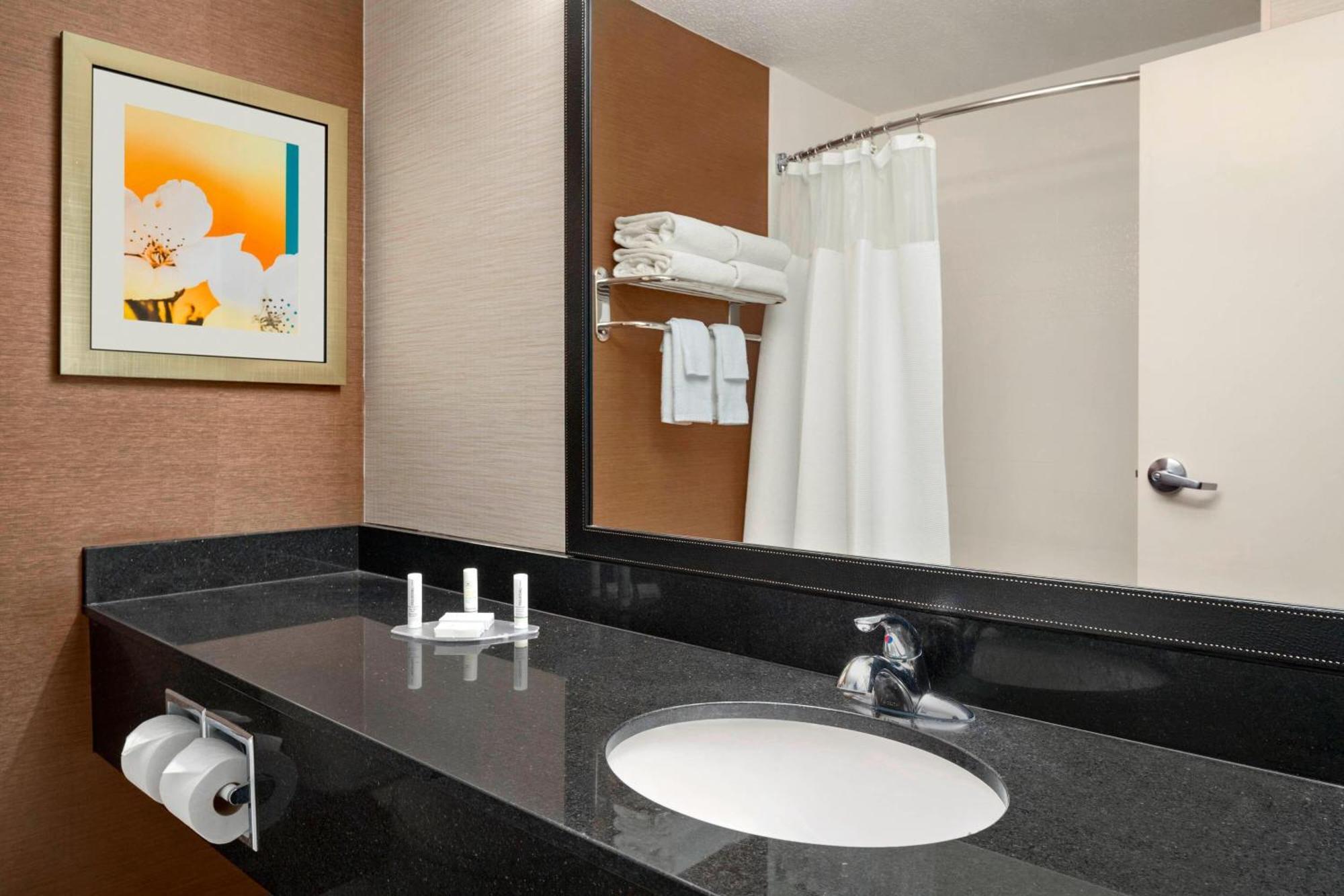 Hotel Fairfield &
